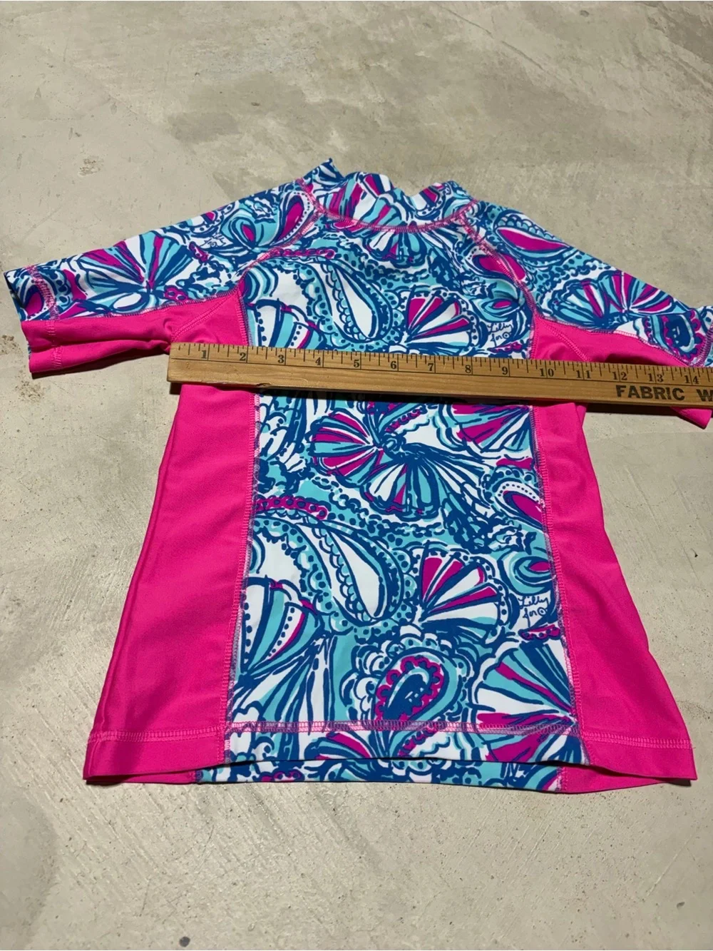 Lilly Pulitzer for target Girls Pink & Blue Patterned Rash Guard swim small 6/6x